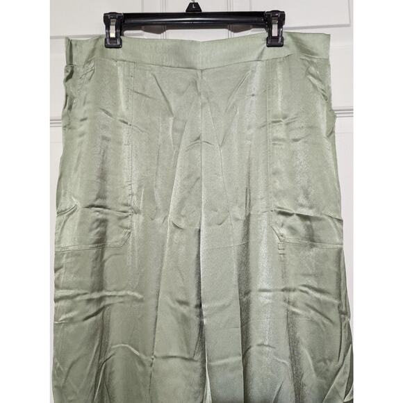 Fashion Satin Outfit Womens XXL Green Long Sleeve Button Top & Jogger Pant Set - Picture 11 of 14